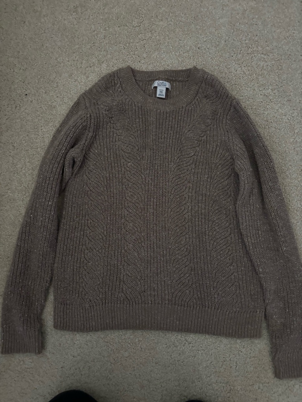 Women’s Croft and barrow cable knit brown/tan sweater size Petite XS.